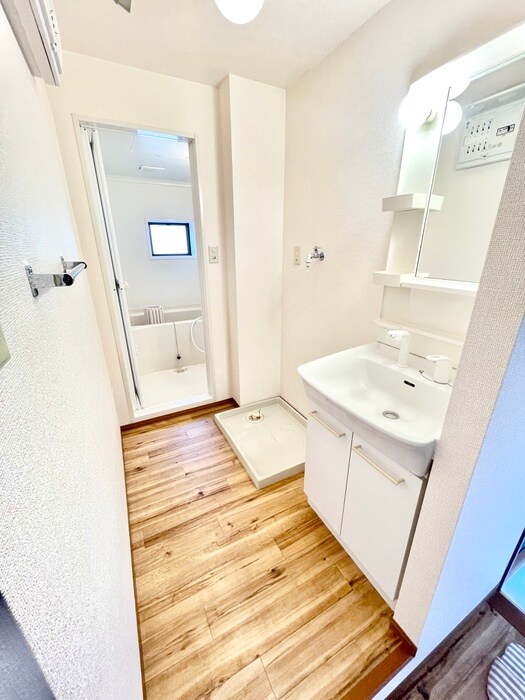 物件内観写真18　(洗濯機置場)