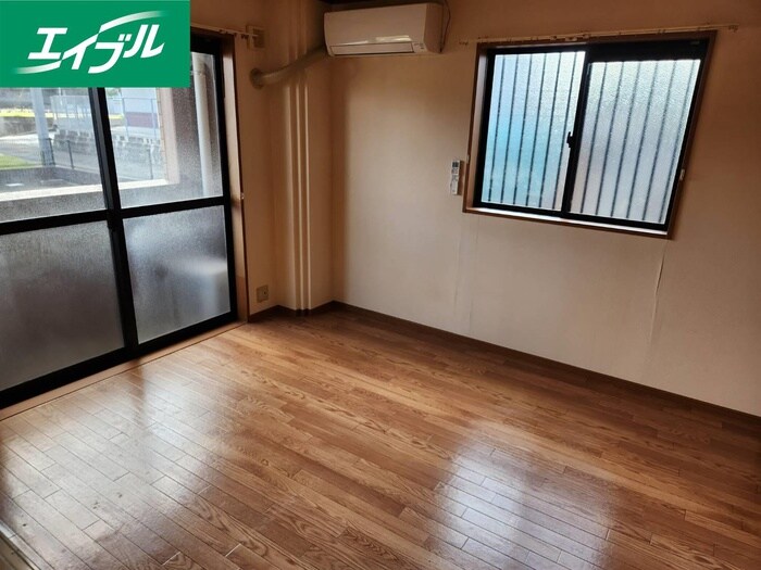 物件内観写真6　(居室)