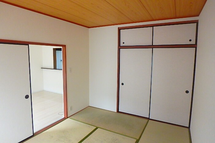 物件内観写真6　(居室)