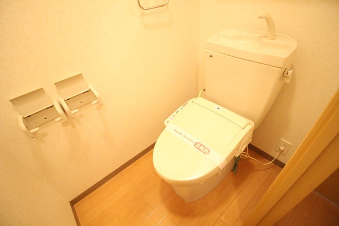 物件内観写真10　(トイレ)