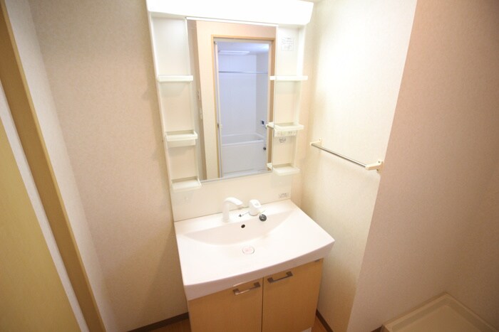 物件内観写真11　(洗面)