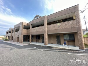 ロイヤルハイツ外観写真