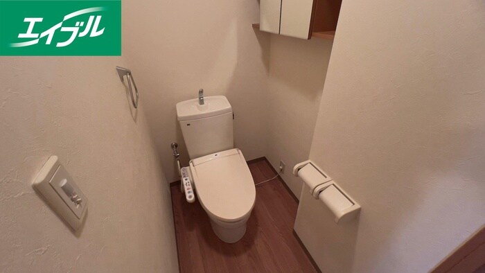 物件内観写真11　(トイレ)