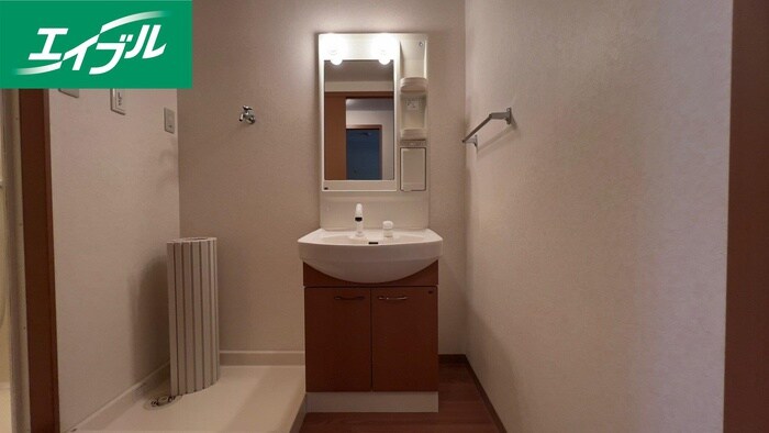 物件内観写真12　(洗面)