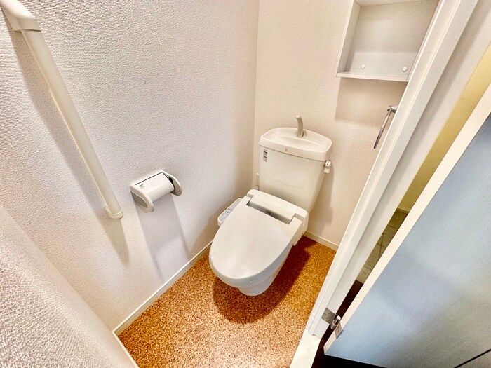 物件内観写真10　(トイレ)