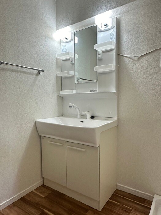 物件内観写真9　(洗面)