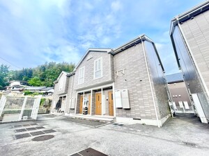 エヴァーグリーン　F棟外観写真