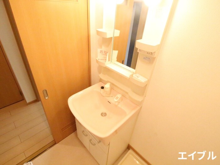 物件内観写真11　(洗面)