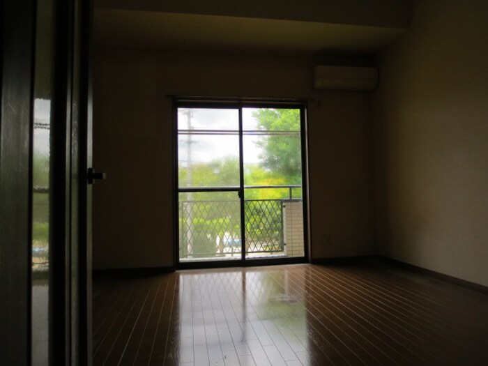 物件内観写真19　(居室)