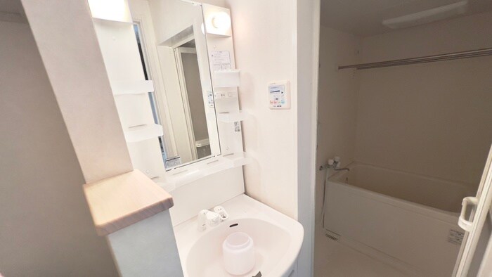 物件内観写真10　(洗面)