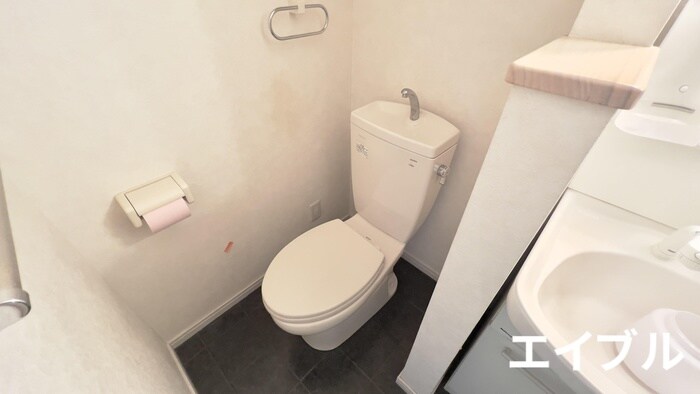 物件内観写真11　(トイレ)