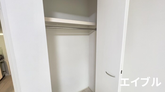 物件内観写真12　(収納)