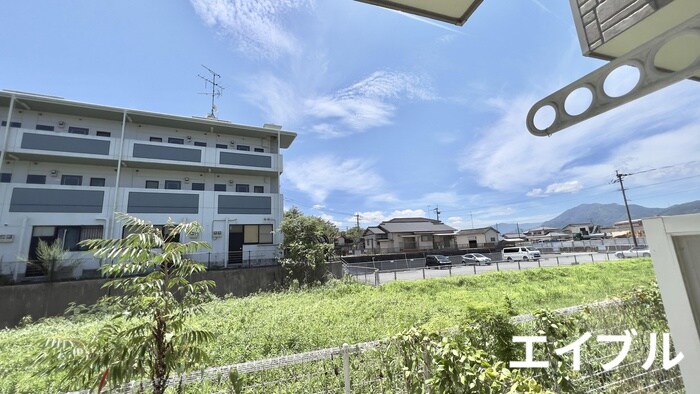 物件内観写真15　(室内からの展望)