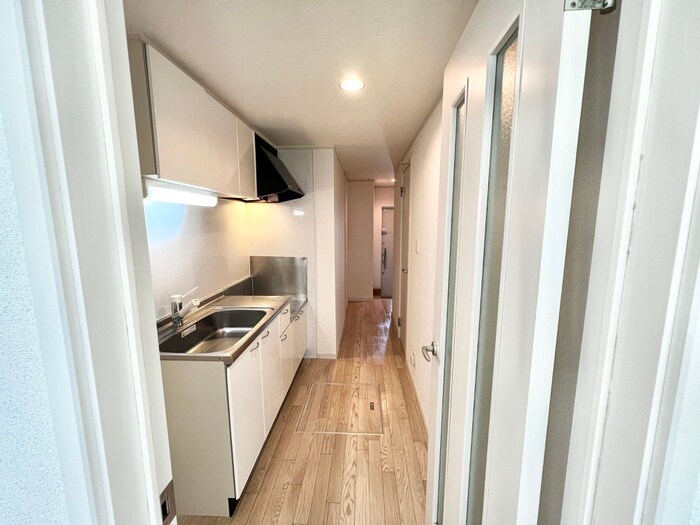 物件内観写真21　(廊下)