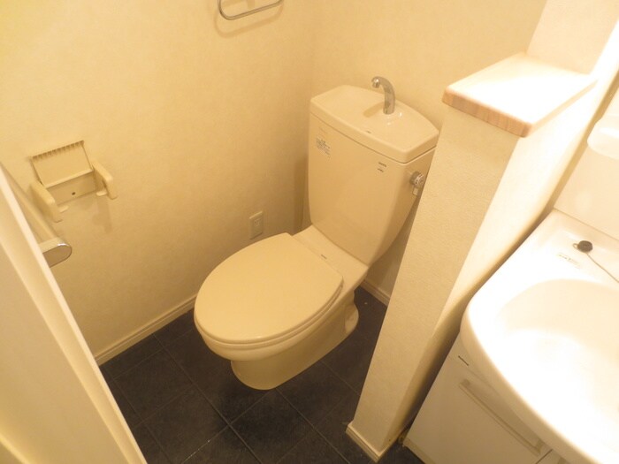物件内観写真10　(トイレ)