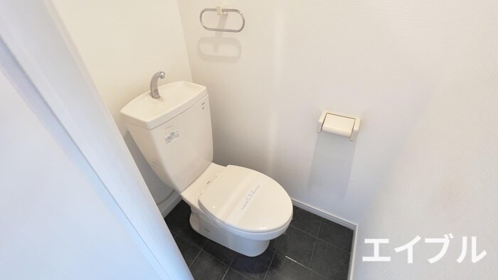 物件内観写真11　(トイレ)