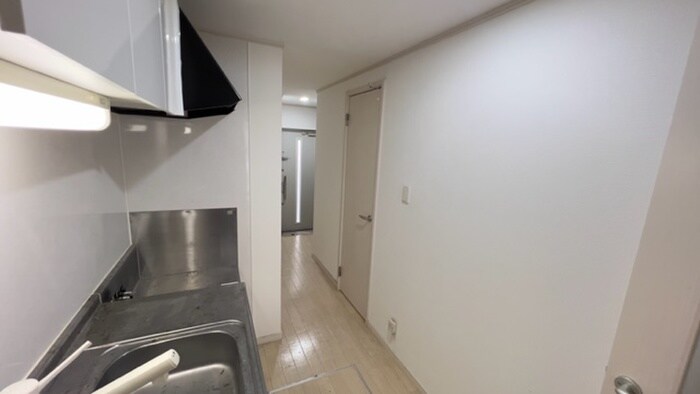 物件内観写真21　(廊下)