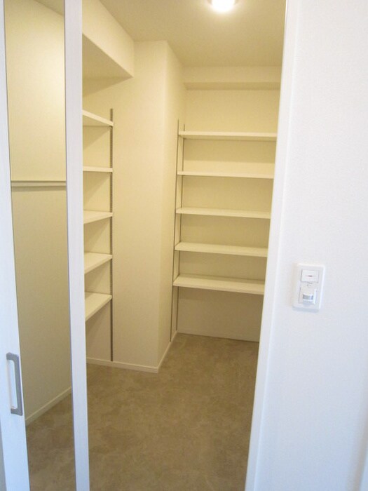 物件内観写真16　(靴箱)