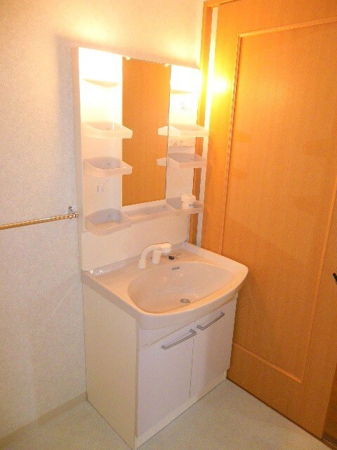 物件内観写真10　(洗面)