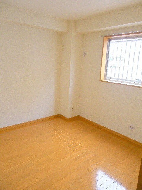 物件内観写真14　(居室)