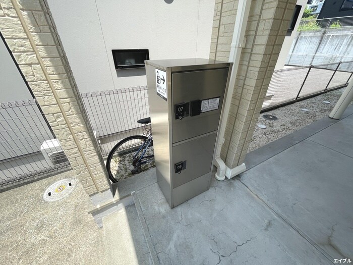 物件外観写真4　(建物設備)