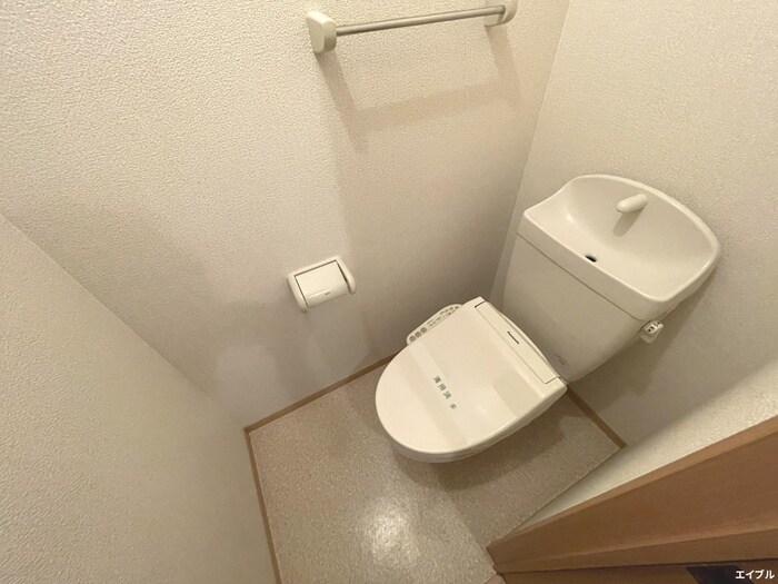 物件内観写真14　(トイレ)