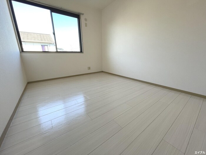 物件内観写真9　(居室)