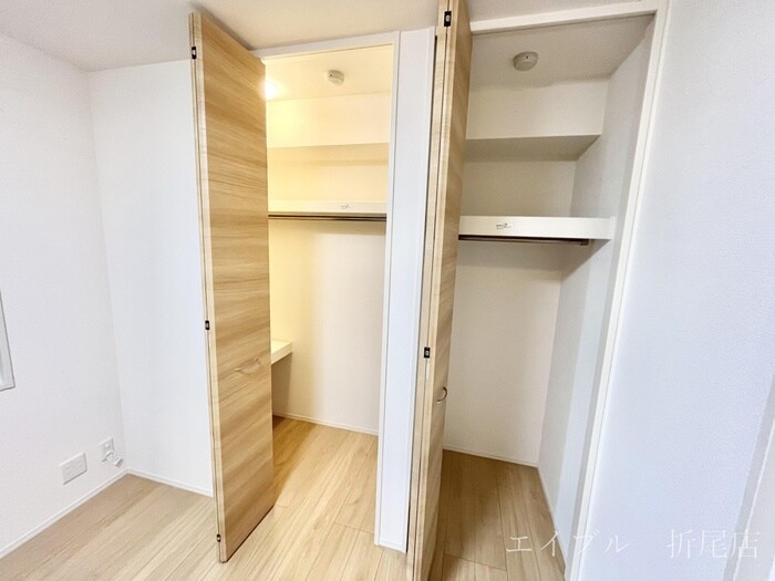 物件内観写真21　(収納)