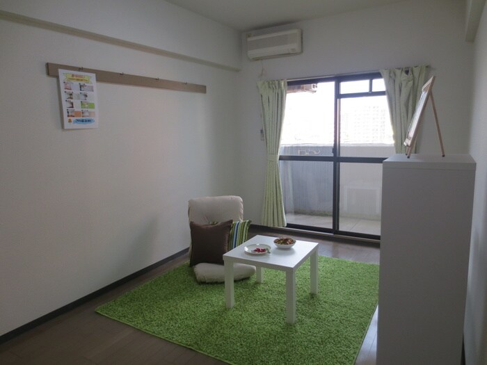 物件内観写真7　(居室)