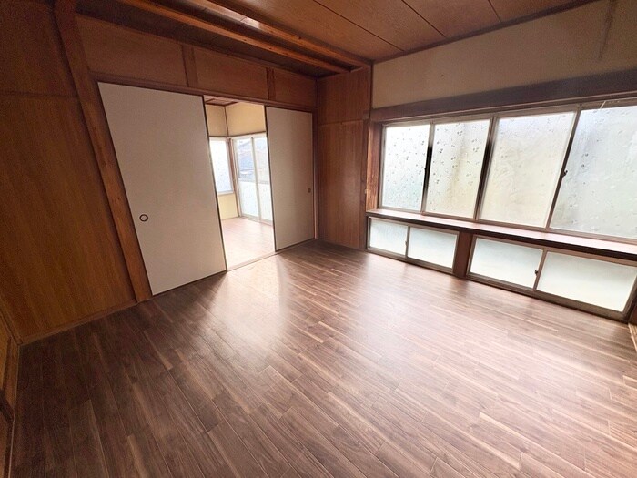 物件内観写真4　(居室)