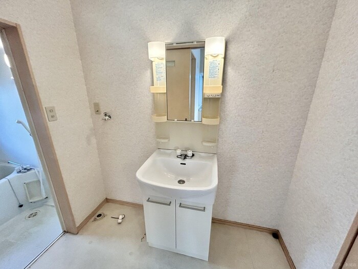 物件内観写真10　(洗面)