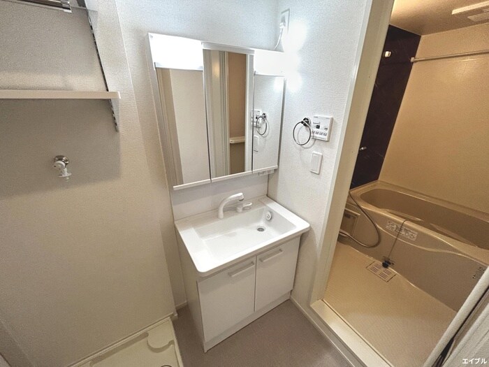 物件内観写真11　(洗面)