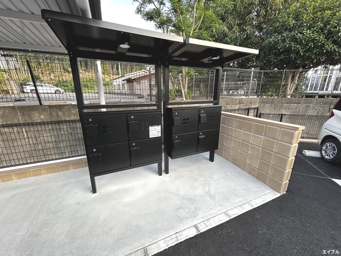 物件外観写真4　(建物設備)