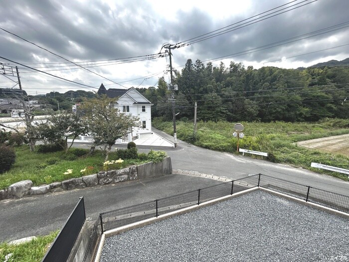 物件内観写真22　(室内からの展望)