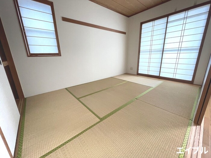 物件内観写真8　(居室)