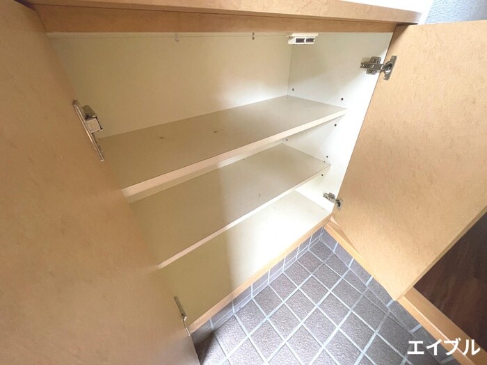 物件内観写真17　(靴箱)