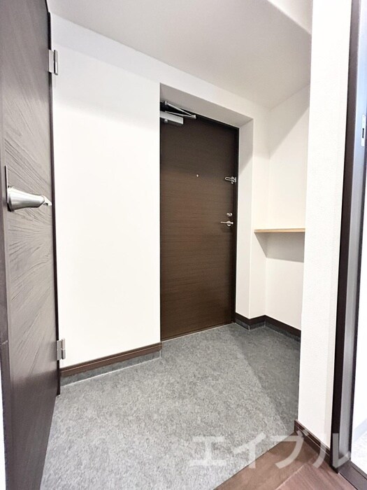 物件内観写真3　(玄関)