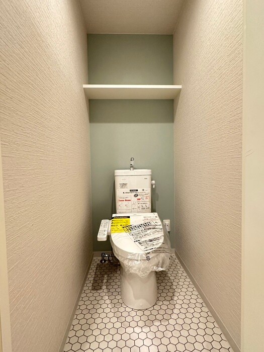 物件内観写真8　(トイレ)