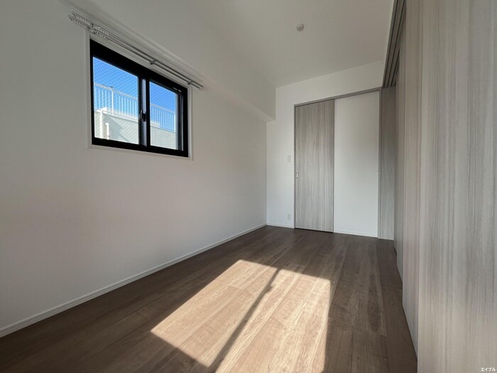 物件内観写真9　(居室)