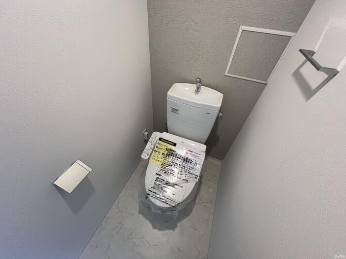 物件内観写真14　(トイレ)