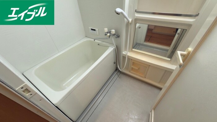 物件内観写真10　(バス／シャワールーム等)