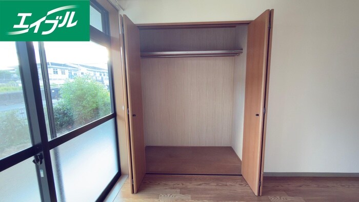 物件内観写真13　(収納)