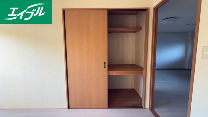 物件内観写真18　(収納)
