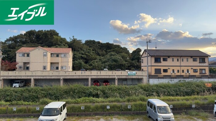 物件内観写真22　(室内からの展望)