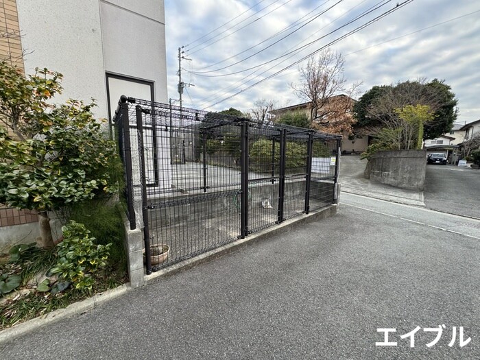 物件外観写真4　(建物設備)