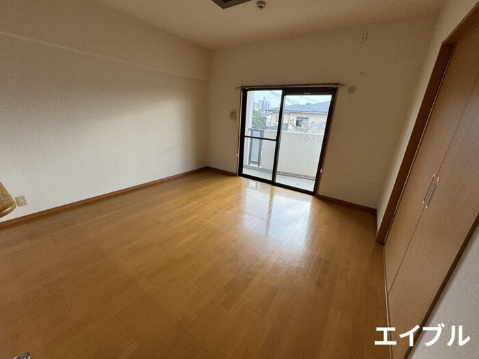 物件内観写真19　(居室)