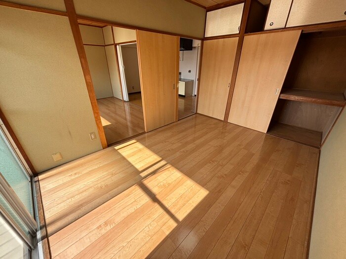 物件内観写真5　(居室)