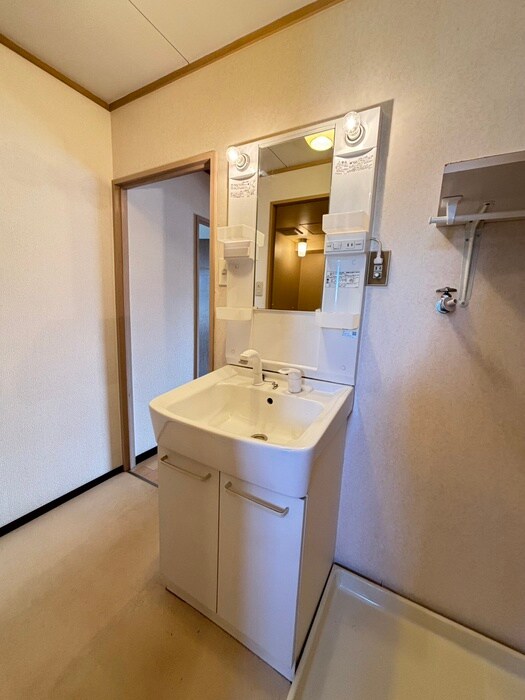 物件内観写真10　(洗面)