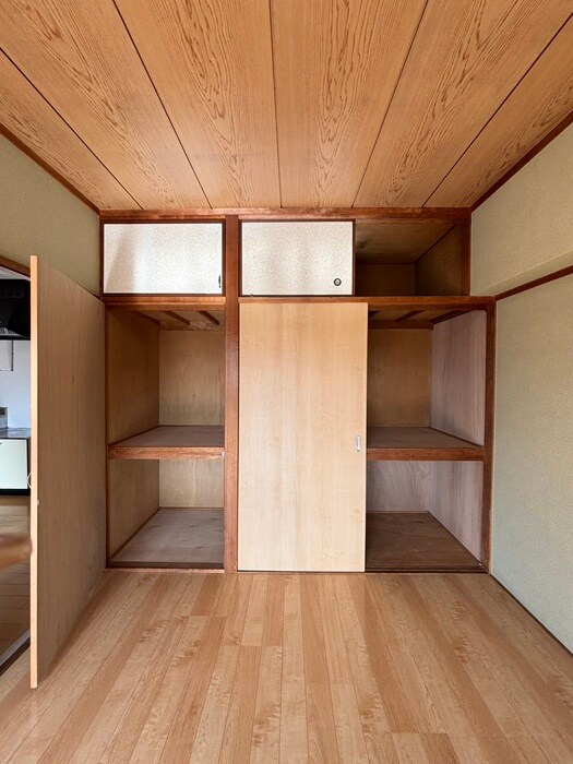 物件内観写真11　(収納)