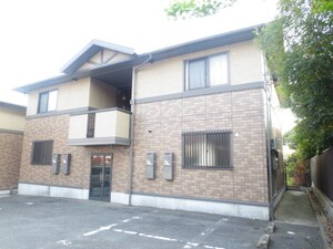 トリアノンみどりが丘　B棟外観写真